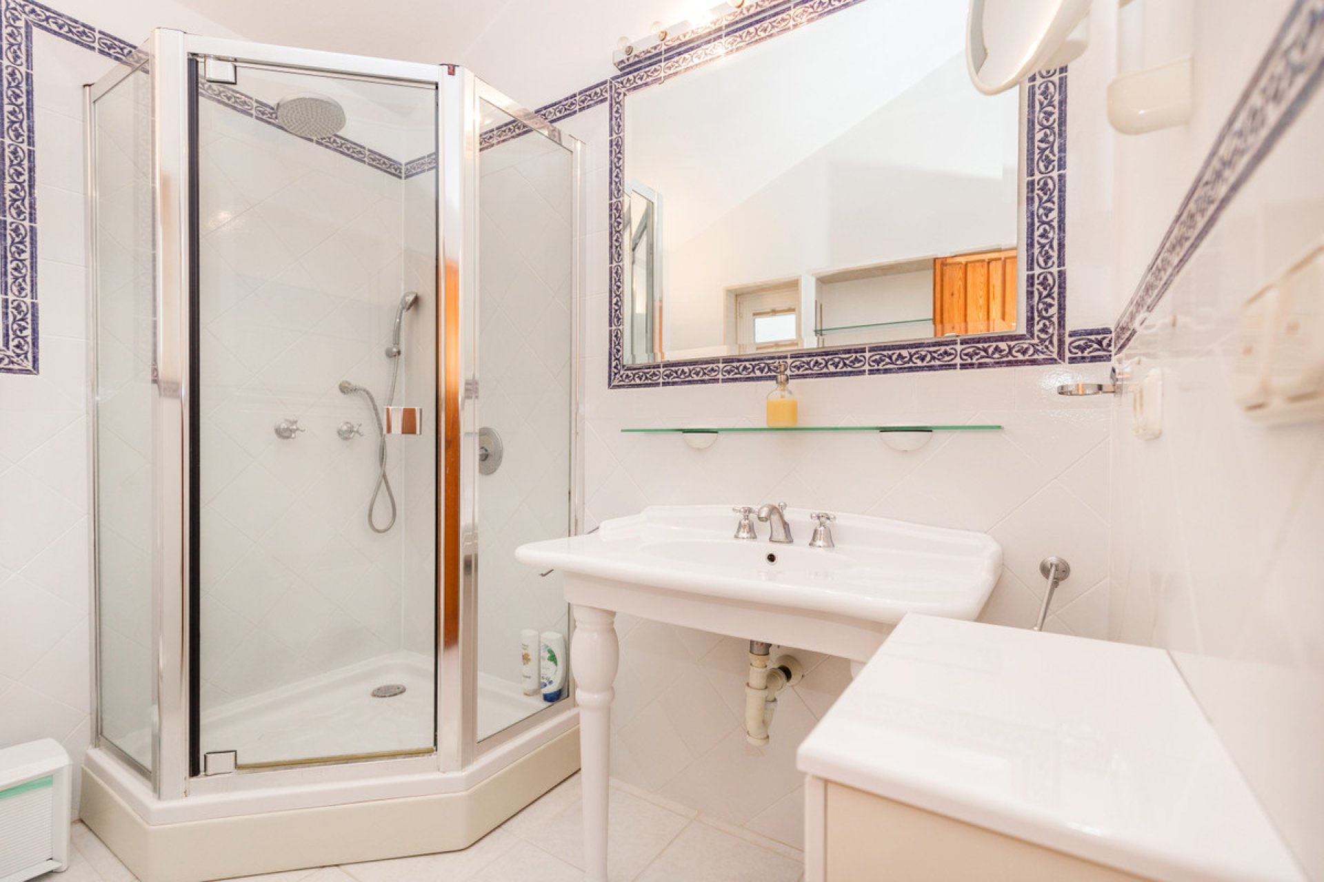 Resale - House - Detached Villa - Marbella - Los Monteros