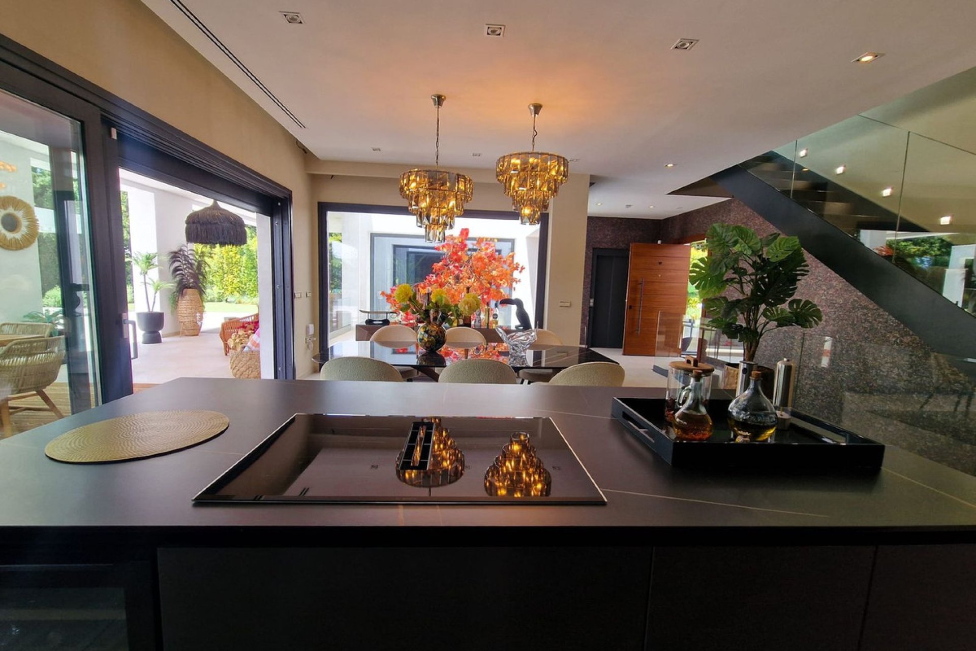 Resale - House - Detached Villa - Marbella - Marbella Centro