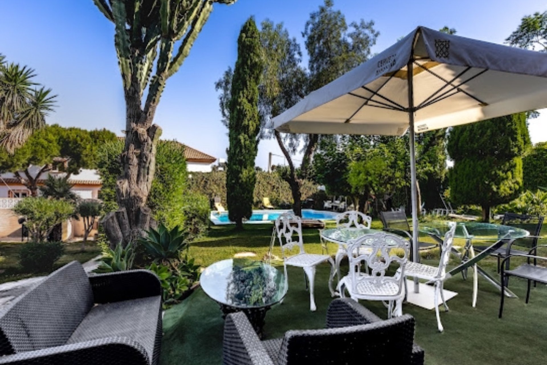 Resale - House - Detached Villa - Marbella - Marbella Centro