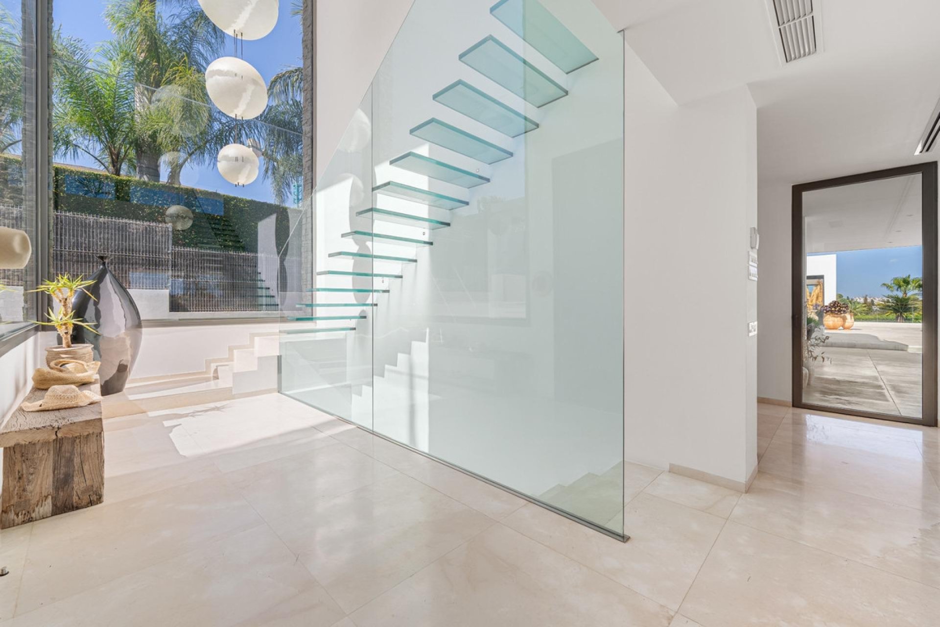 Resale - House - Detached Villa - Marbella - Marbella Centro