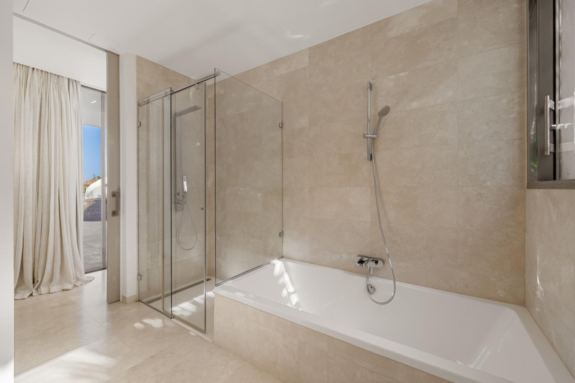 Resale - House - Detached Villa - Marbella - Marbella Centro