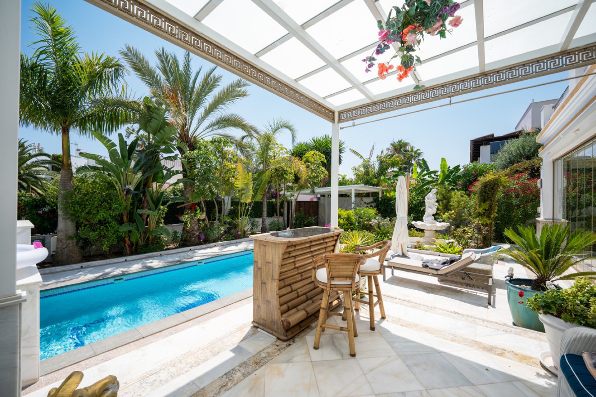 Resale - House - Detached Villa - Marbella - Marbella Centro