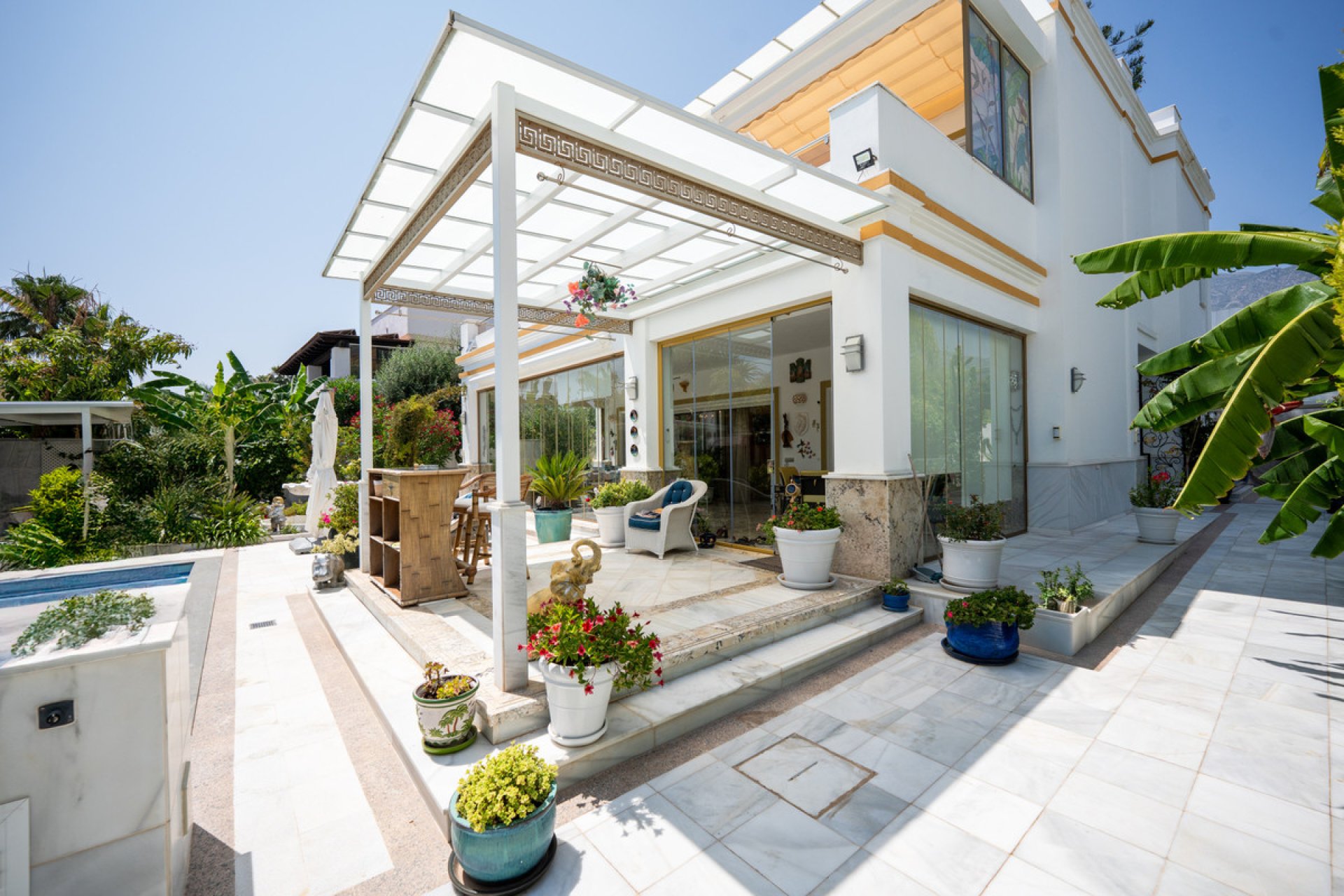 Resale - House - Detached Villa - Marbella - Marbella Centro