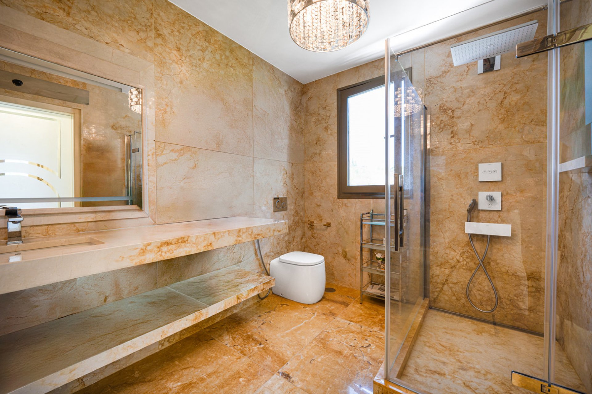 Resale - House - Detached Villa - Marbella - Marbella Centro