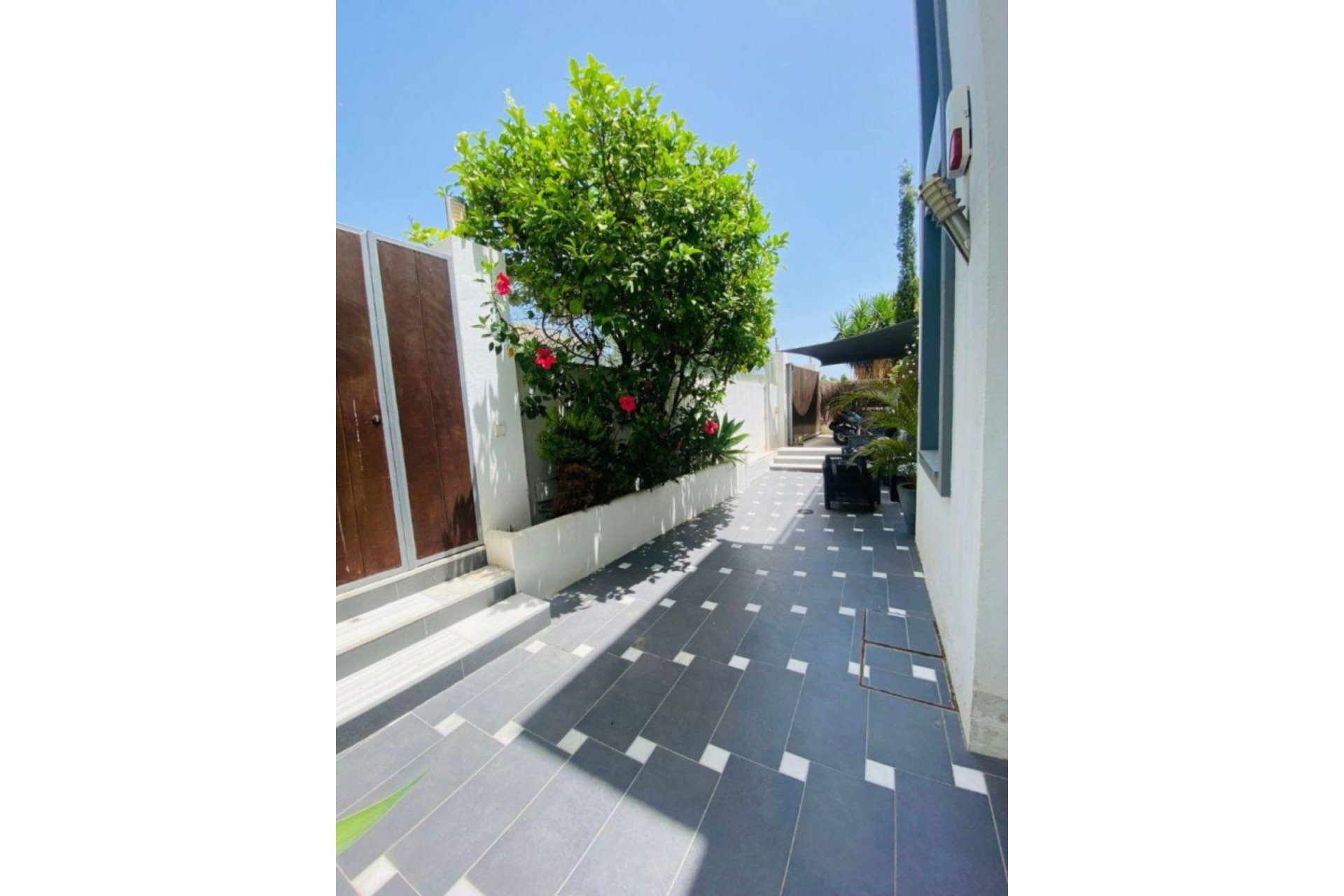 Resale - House - Detached Villa - Marbella - Marbella Centro