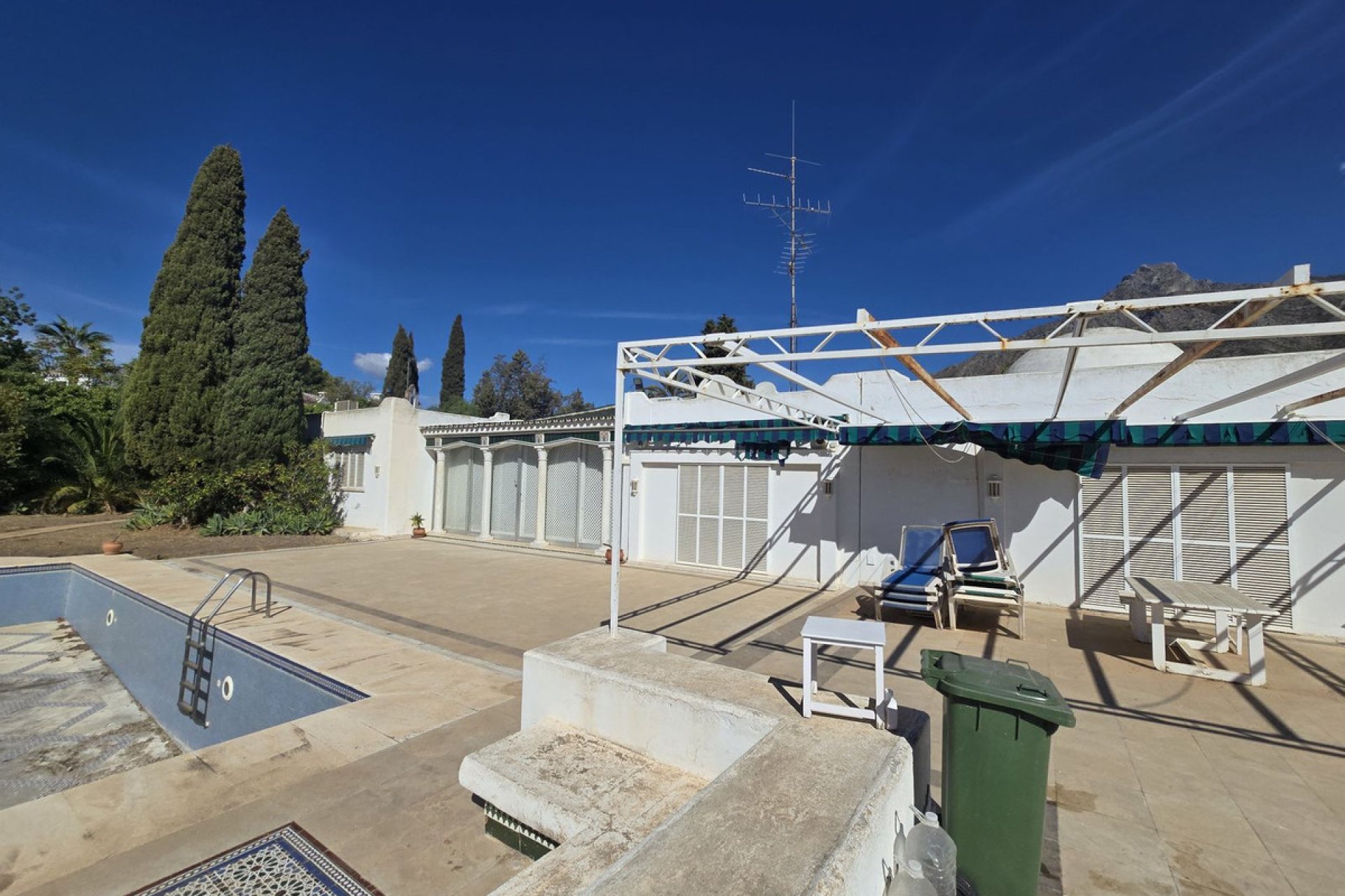 Resale - House - Detached Villa - Marbella - Marbella Centro