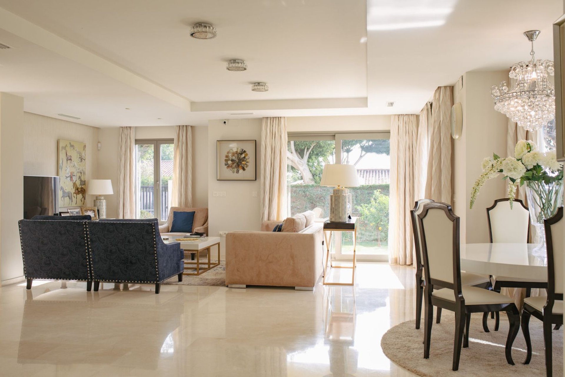 Resale - House - Detached Villa - Marbella - Marbella Centro