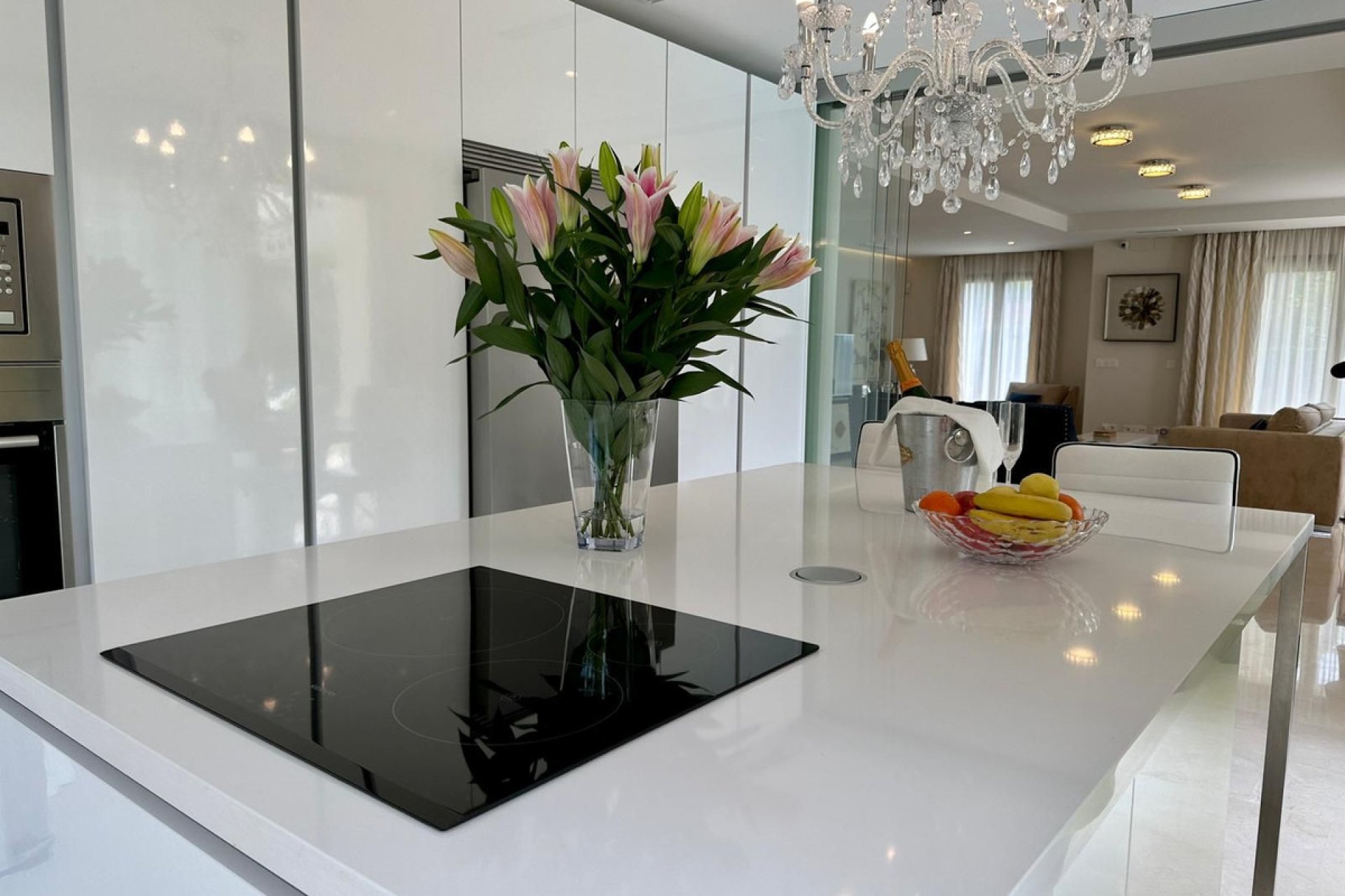 Resale - House - Detached Villa - Marbella - Marbella Centro