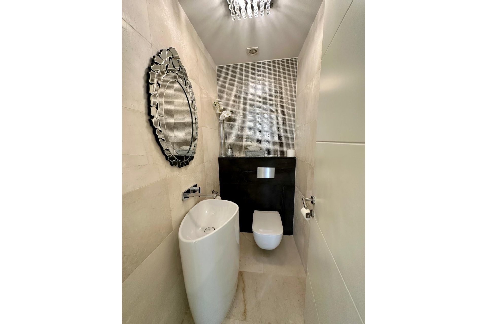 Resale - House - Detached Villa - Marbella - Marbella Centro