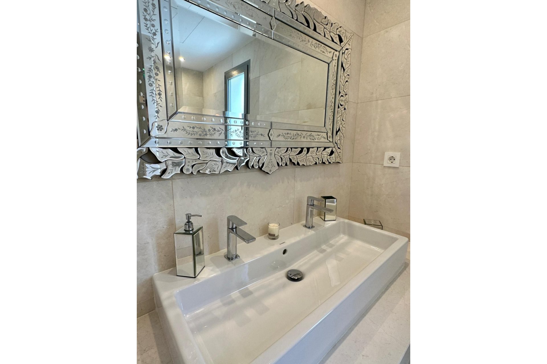 Resale - House - Detached Villa - Marbella - Marbella Centro