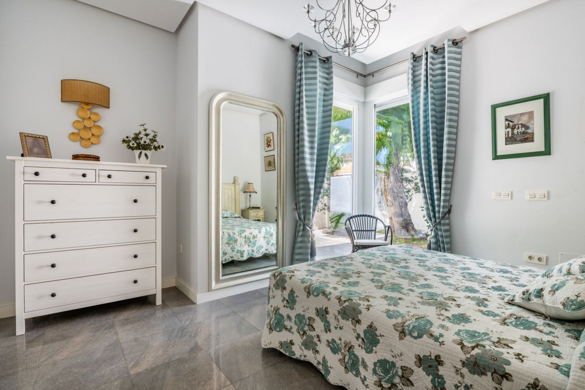 Resale - House - Detached Villa - Marbella - Marbella Centro