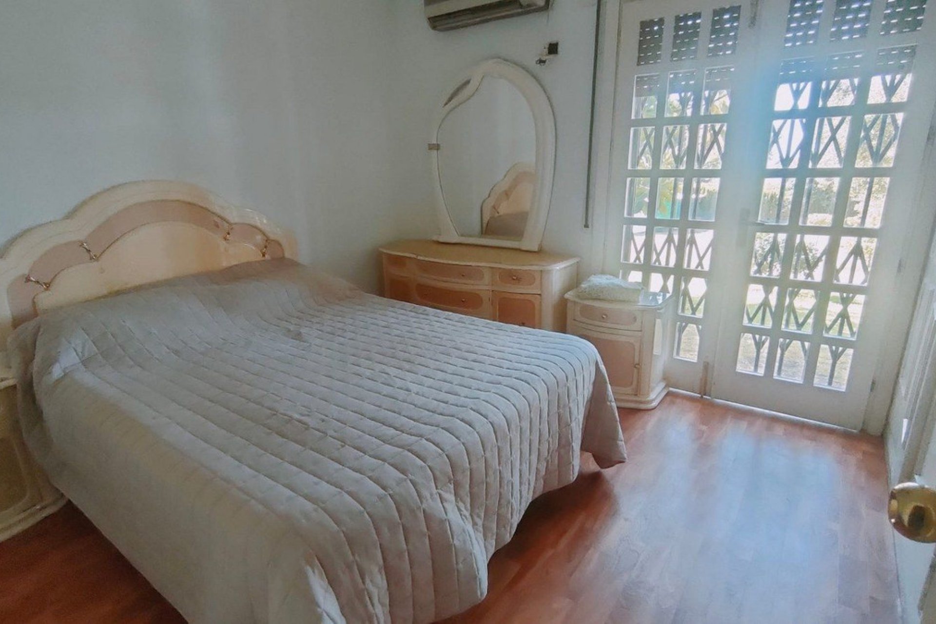 Resale - House - Detached Villa - Marbella - Marbella Centro