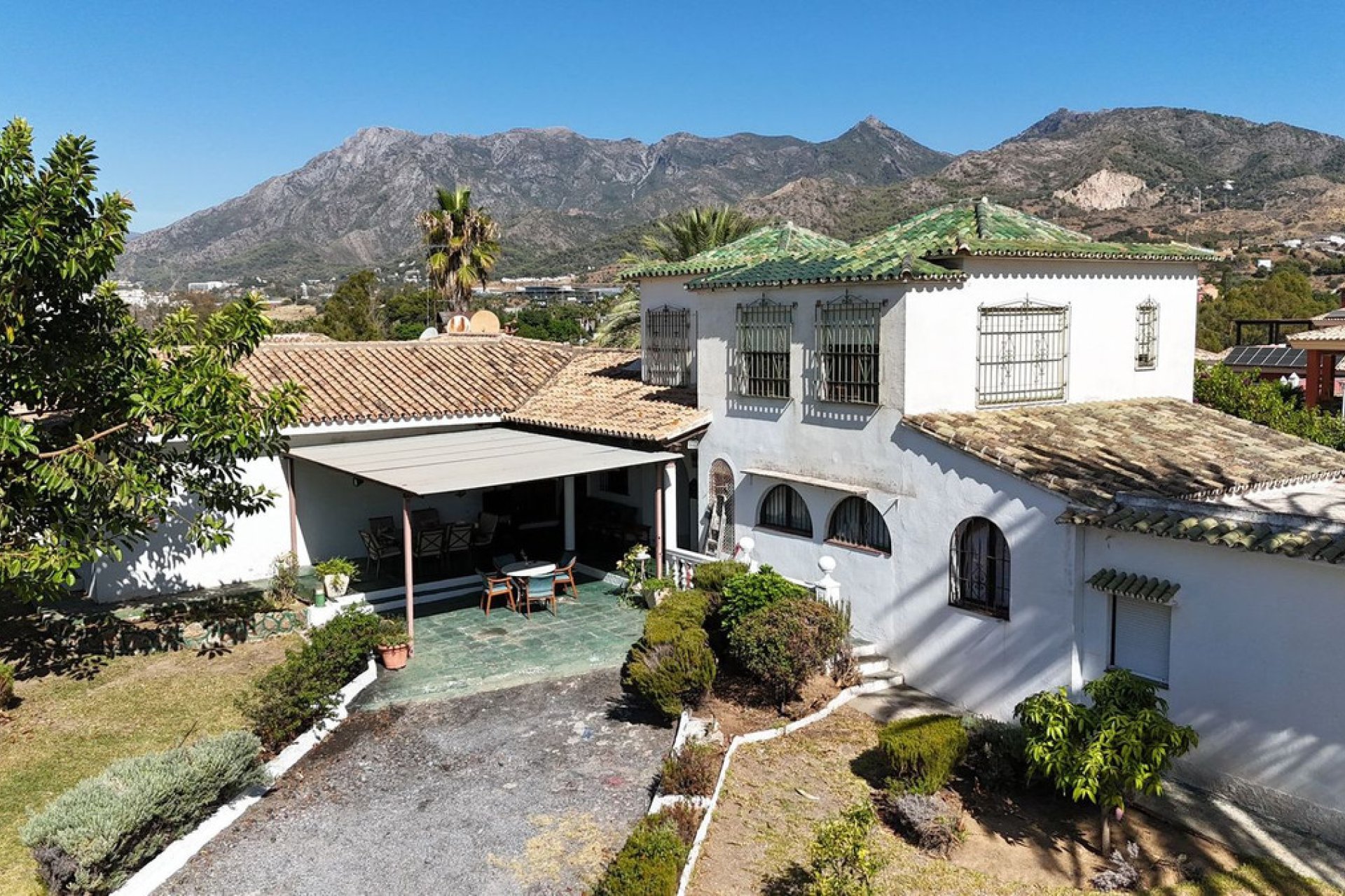 Resale - House - Detached Villa - Marbella - Marbella Centro