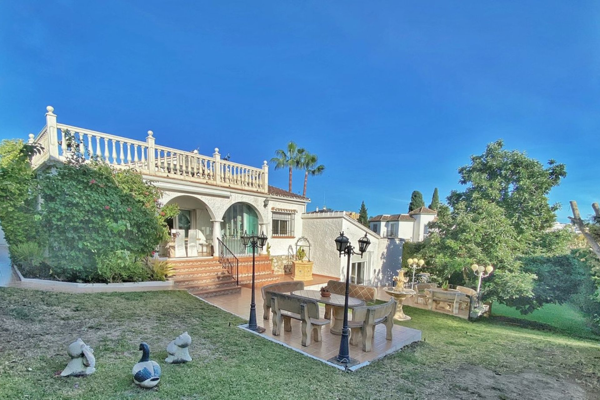 Resale - House - Detached Villa - Marbella - Marbella Centro