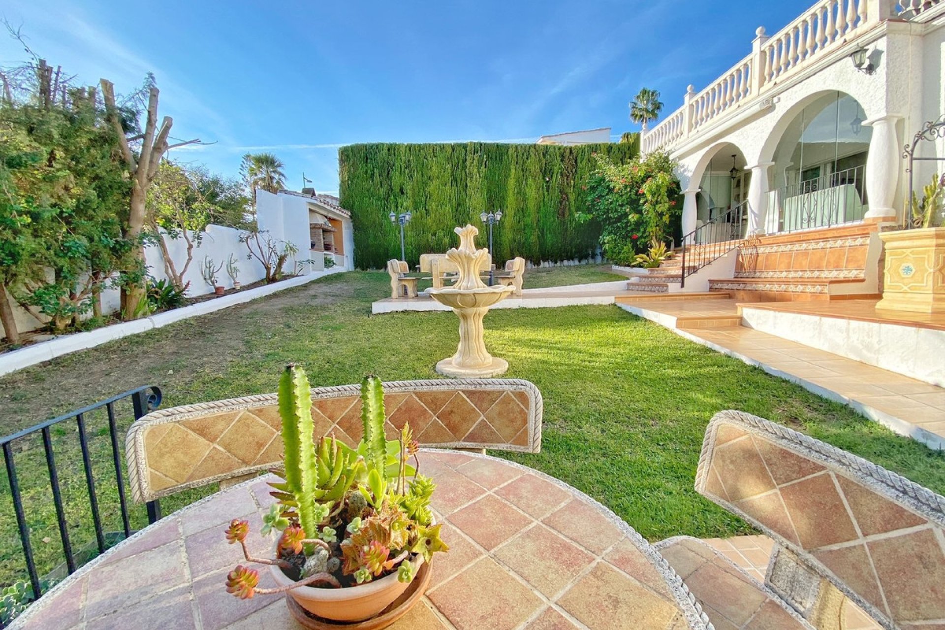 Resale - House - Detached Villa - Marbella - Marbella Centro