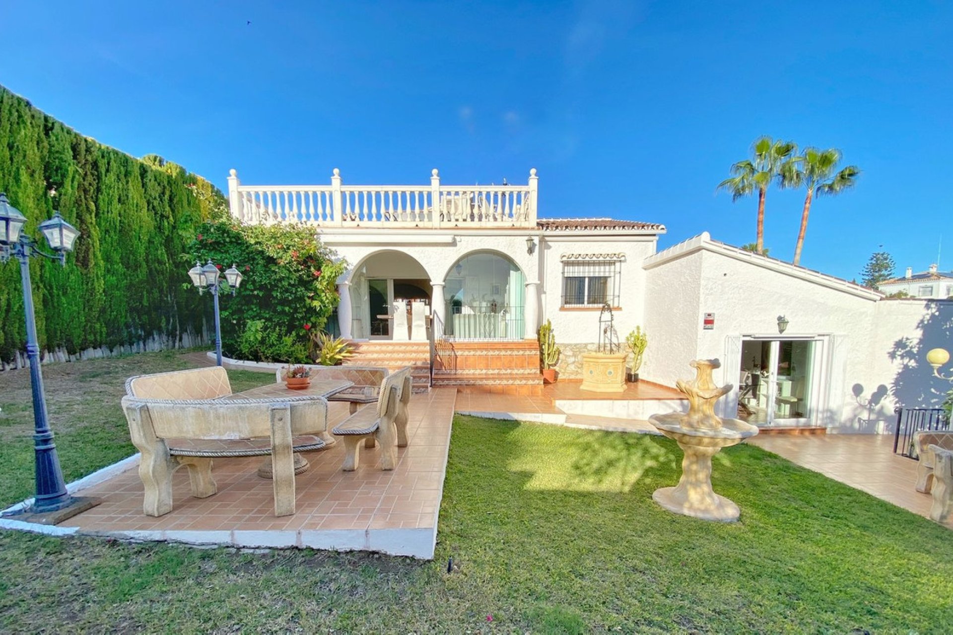 Resale - House - Detached Villa - Marbella - Marbella Centro