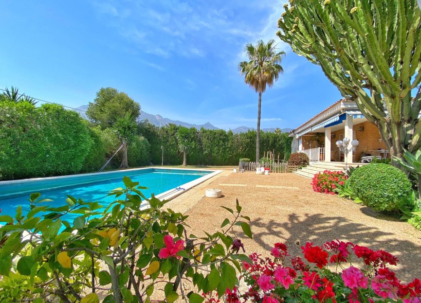 Resale - House - Detached Villa - Marbella - Marbella Centro