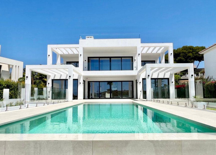 Resale - House - Detached Villa - Marbella - Marbella Centro