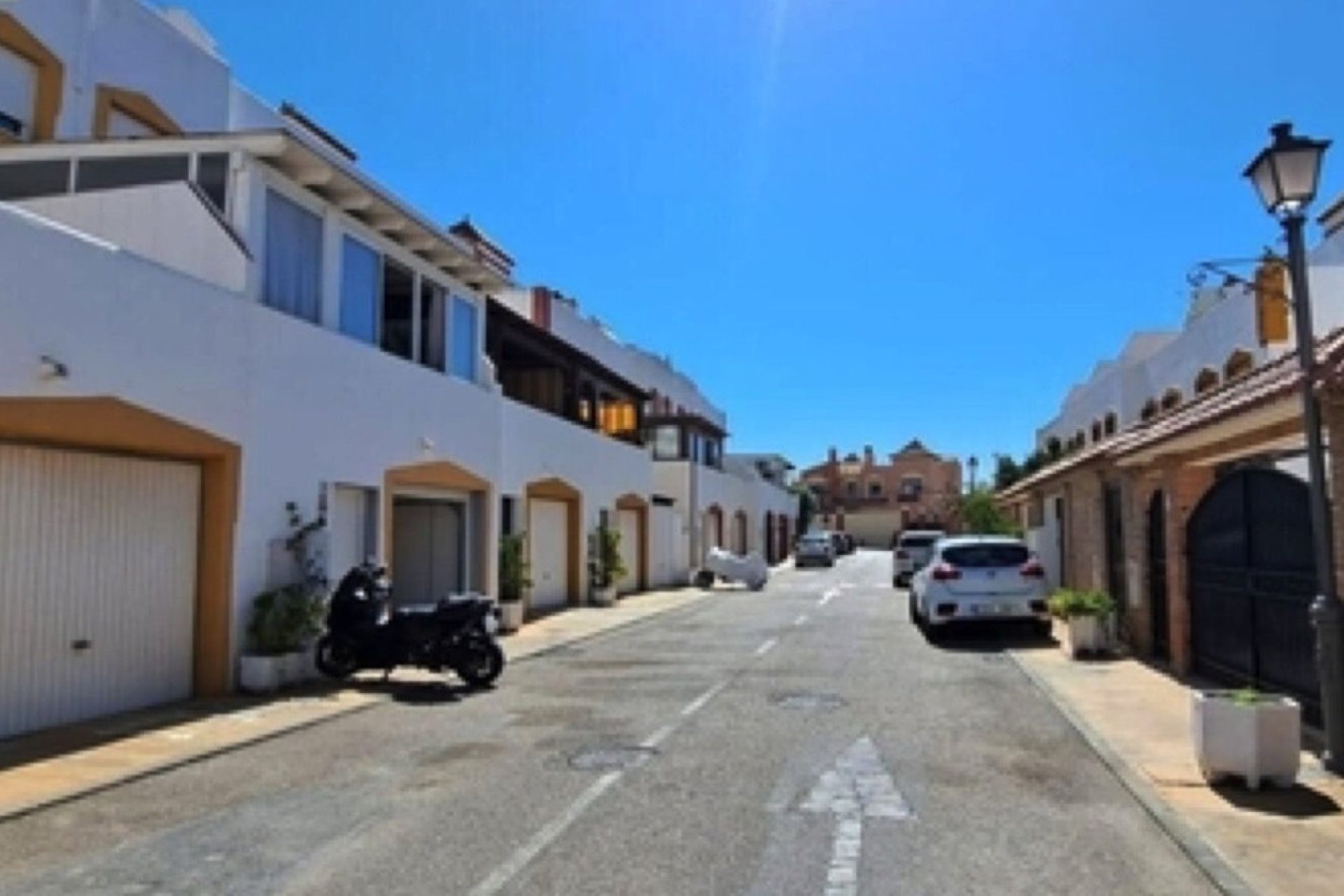 Resale - House - Detached Villa - Marbella - Marbella Centro