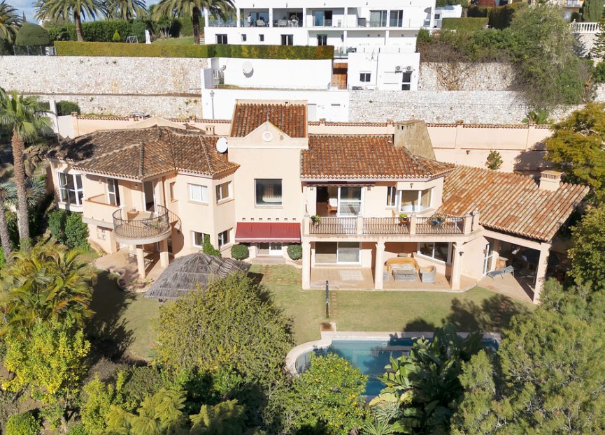 Resale - House - Detached Villa - Marbella - Marbella Centro