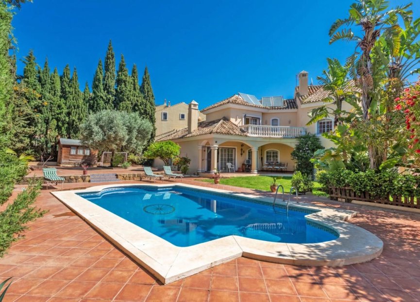 Resale - House - Detached Villa - Marbella - Marbella Centro