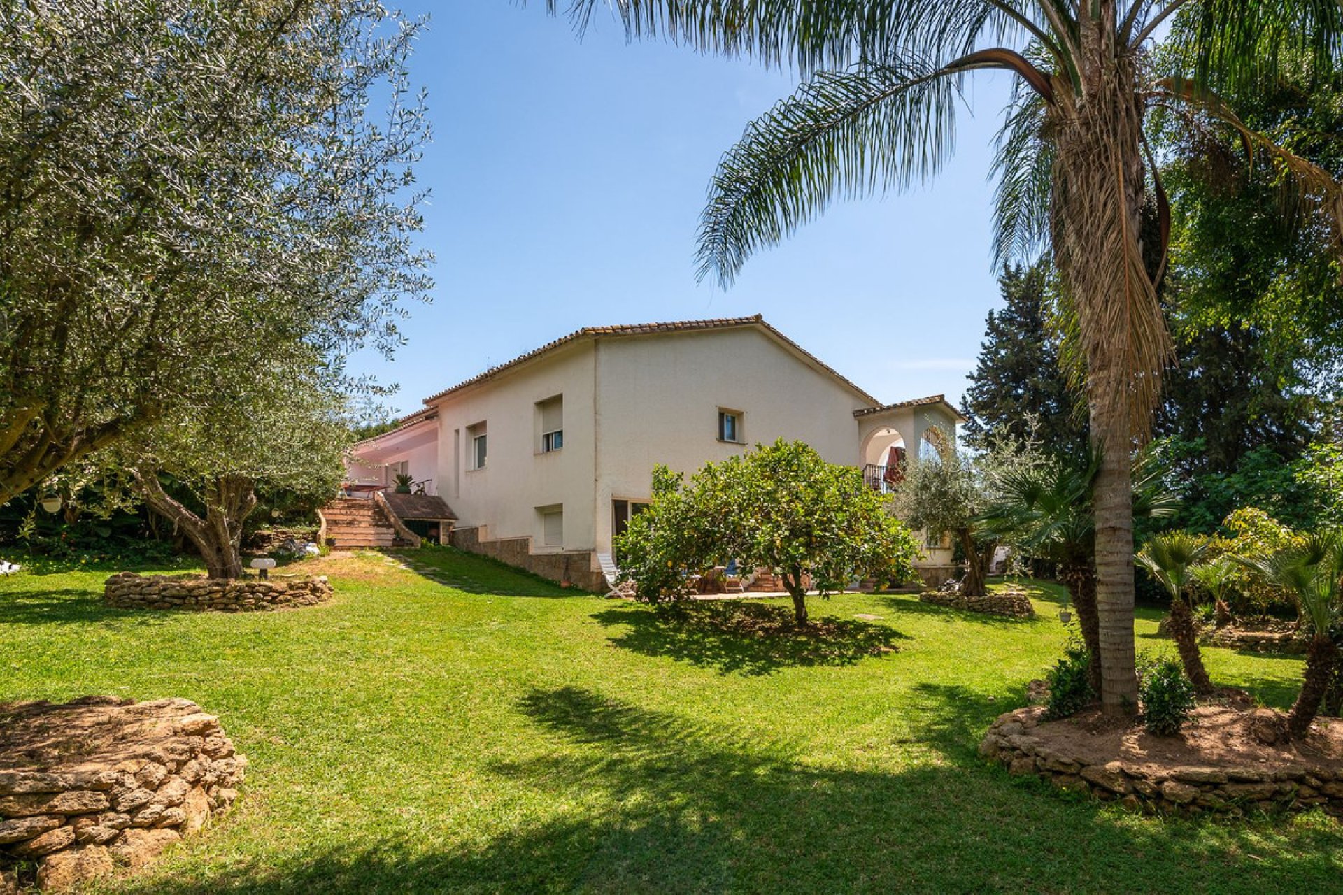 Resale - House - Detached Villa - Marbella - Marbella Centro