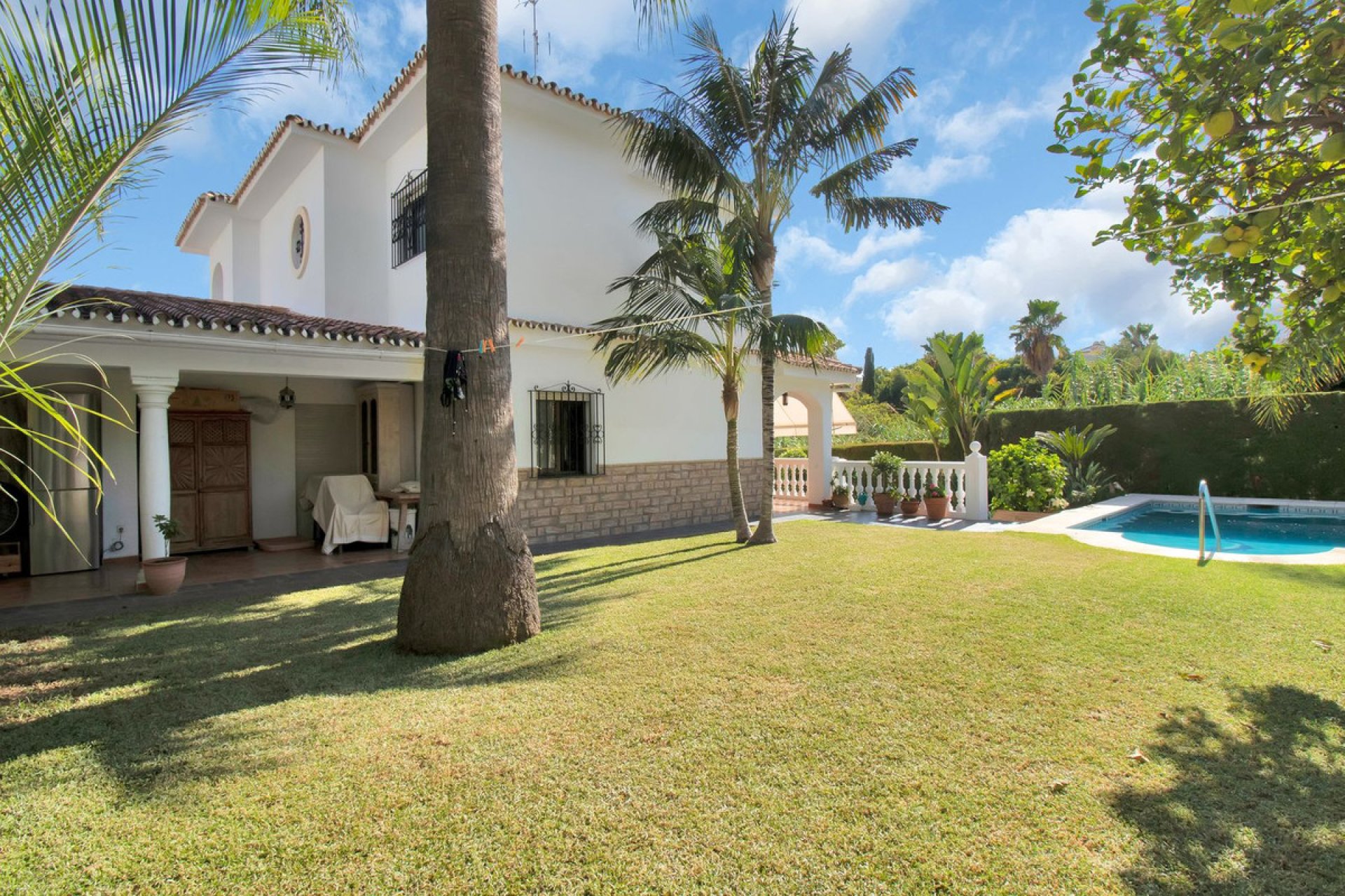 Resale - House - Detached Villa - Marbella - Marbella Centro