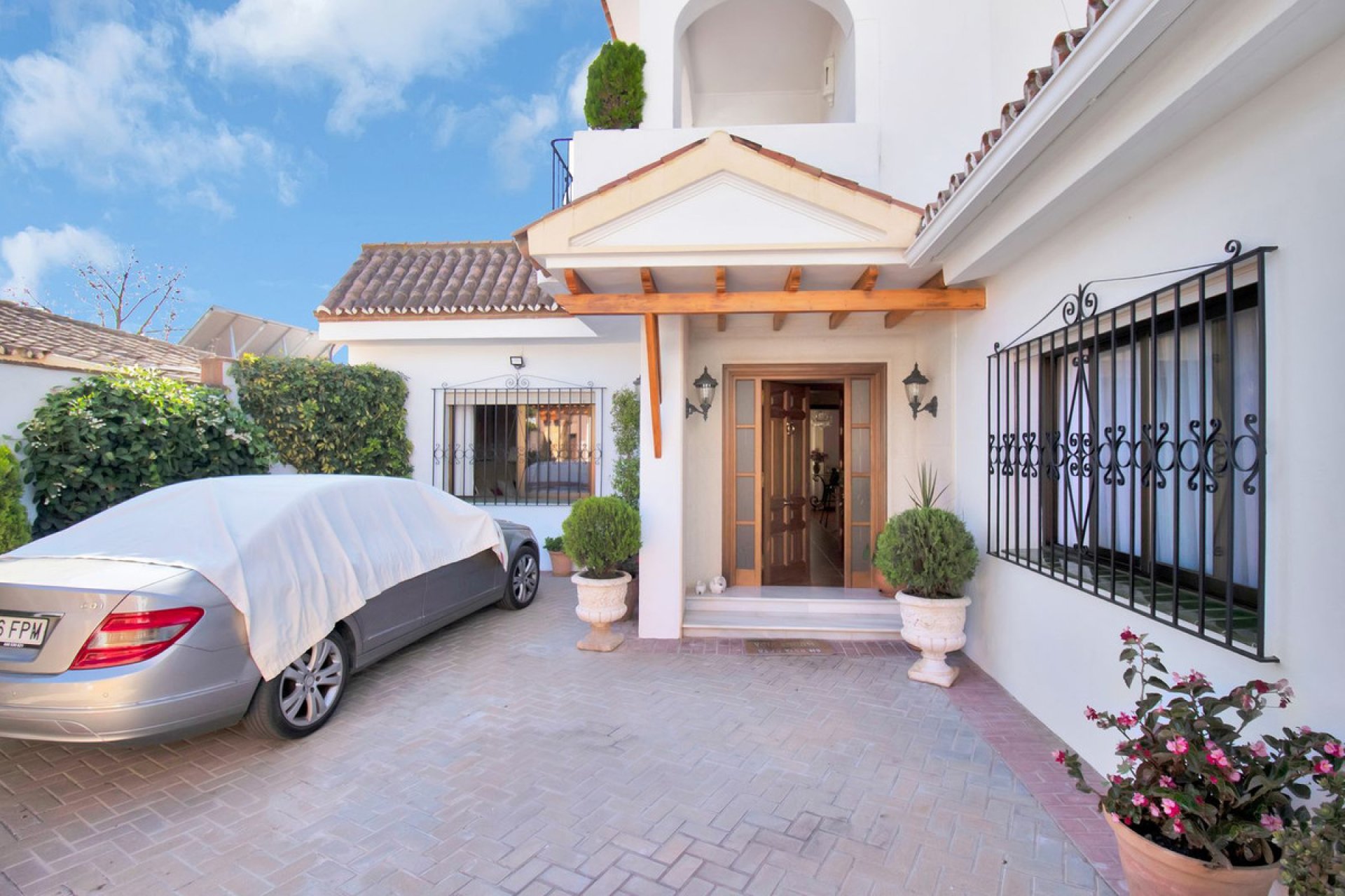 Resale - House - Detached Villa - Marbella - Marbella Centro