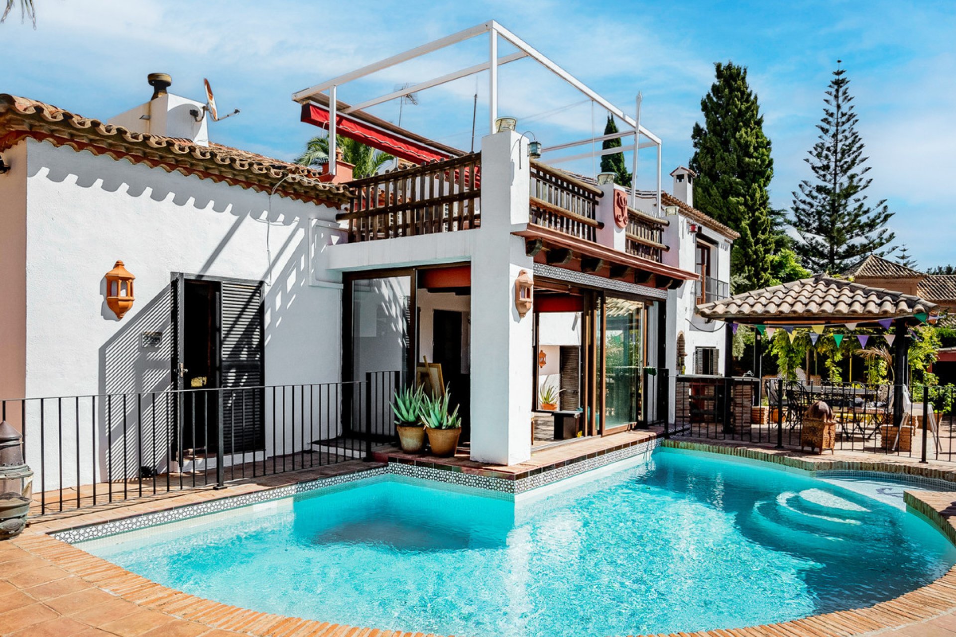 Resale - House - Detached Villa - Marbella - Marbella Centro