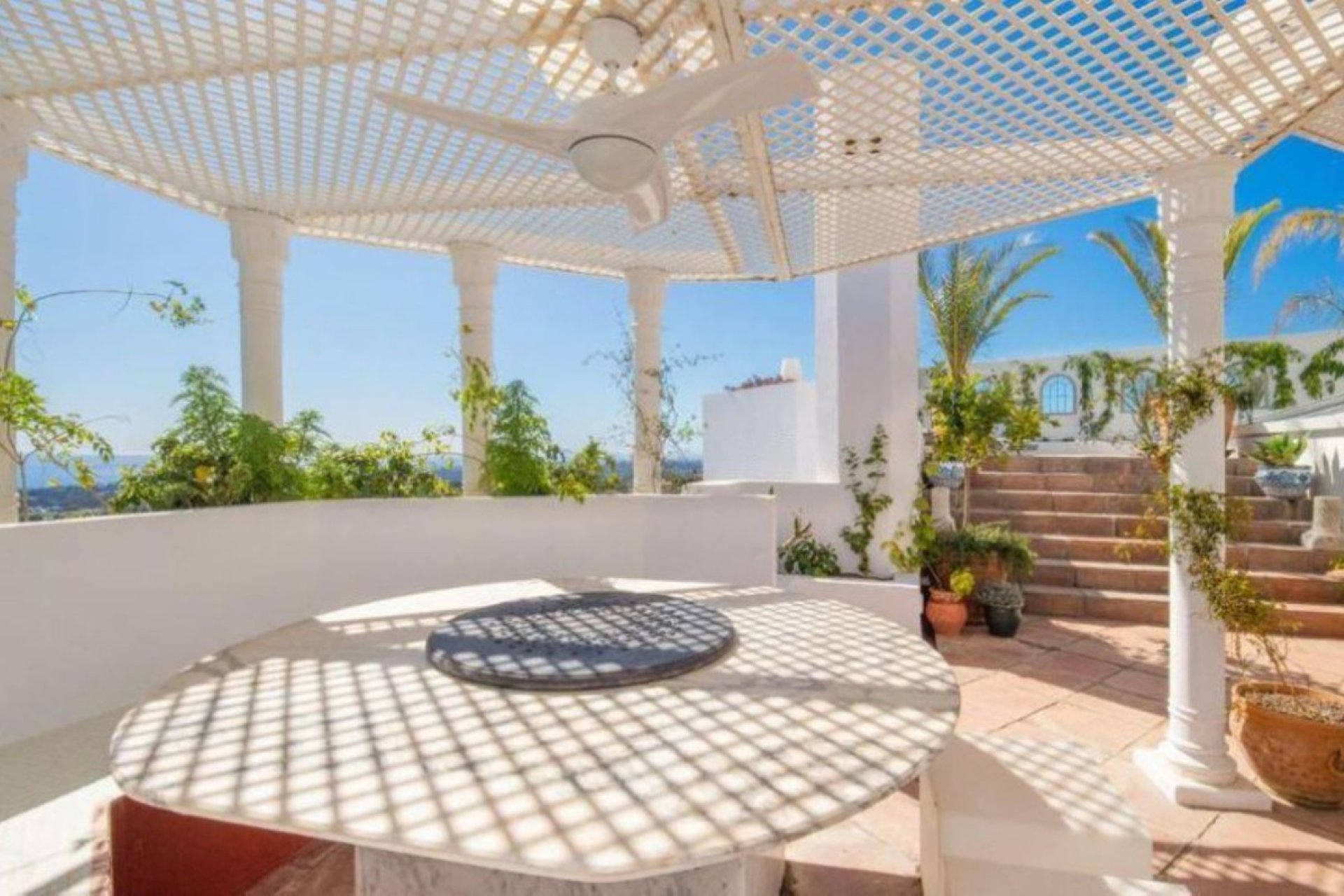 Resale - House - Detached Villa - Marbella - Marbella Centro