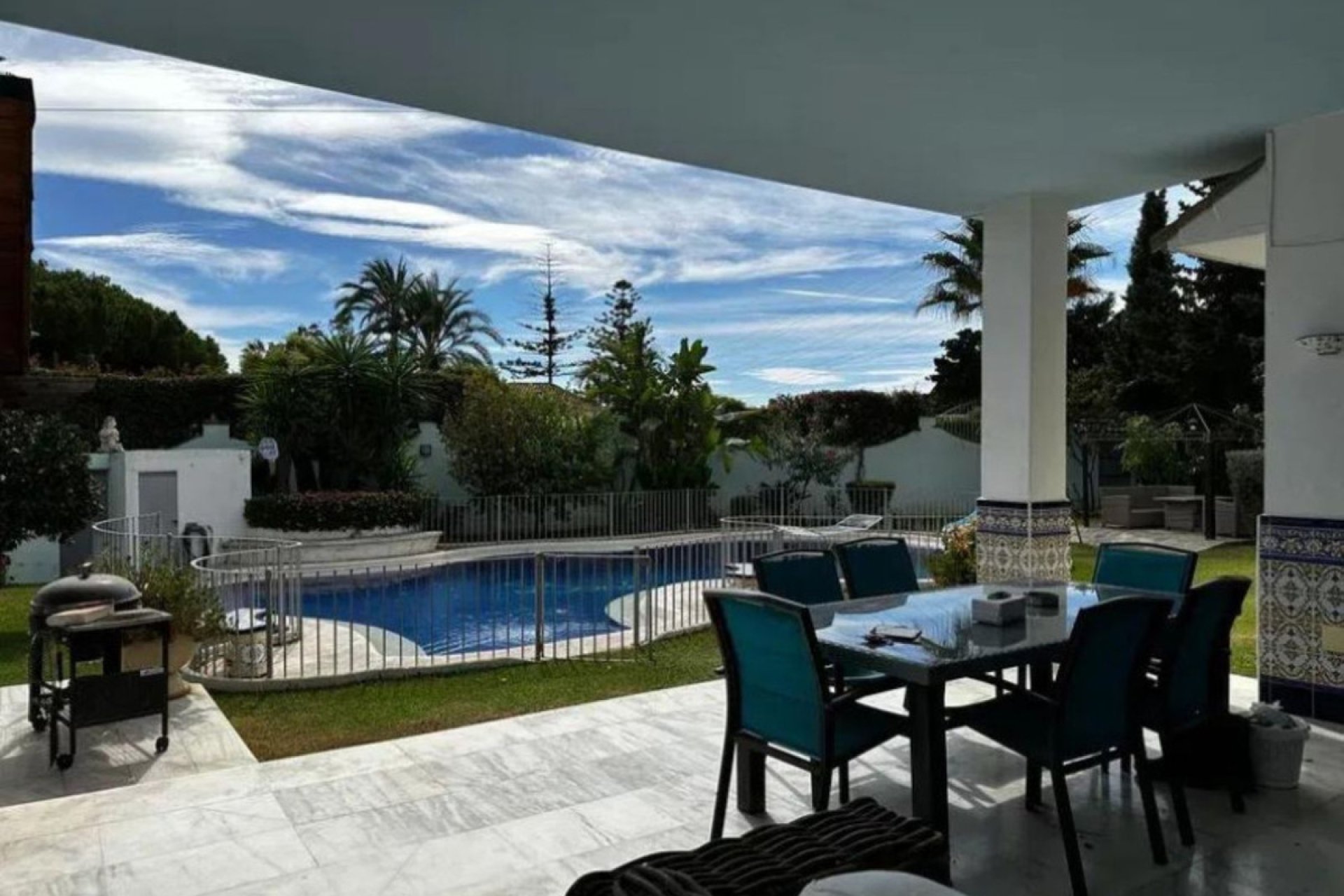 Resale - House - Detached Villa - Marbella - Marbella Centro