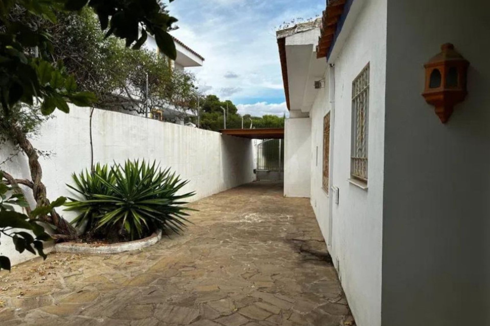 Resale - House - Detached Villa - Marbella - Marbella Centro