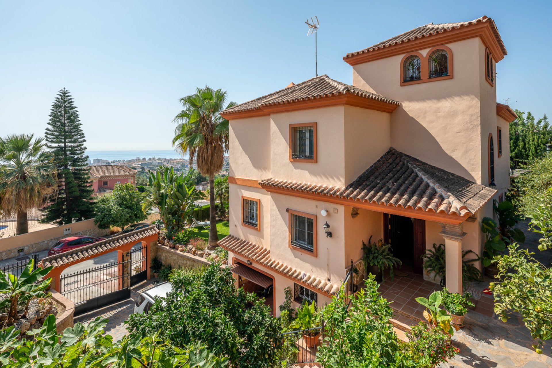 Resale - House - Detached Villa - Marbella - Marbella Centro