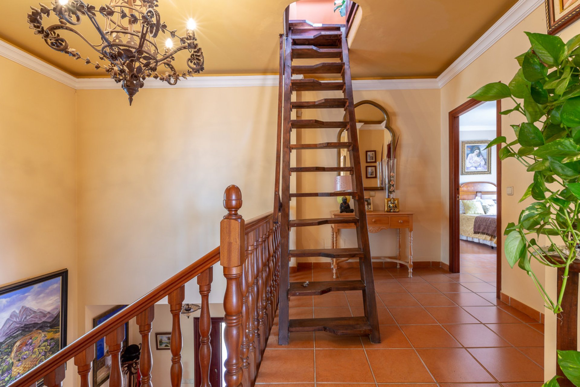 Resale - House - Detached Villa - Marbella - Marbella Centro