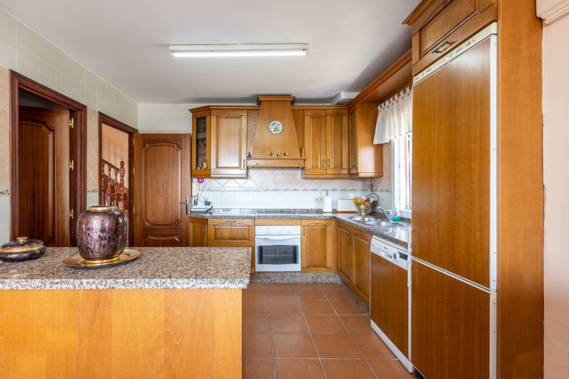 Resale - House - Detached Villa - Marbella - Marbella Centro