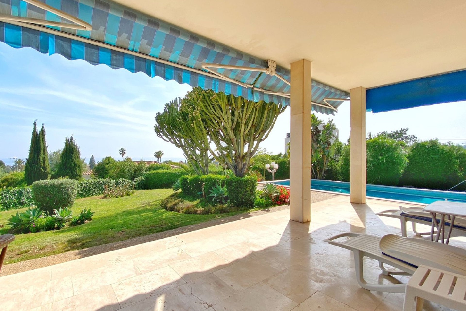 Resale - House - Detached Villa - Marbella - Marbella Centro