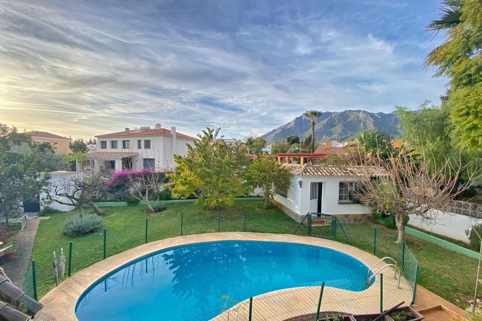 Resale - House - Detached Villa - Marbella - Marbella Centro