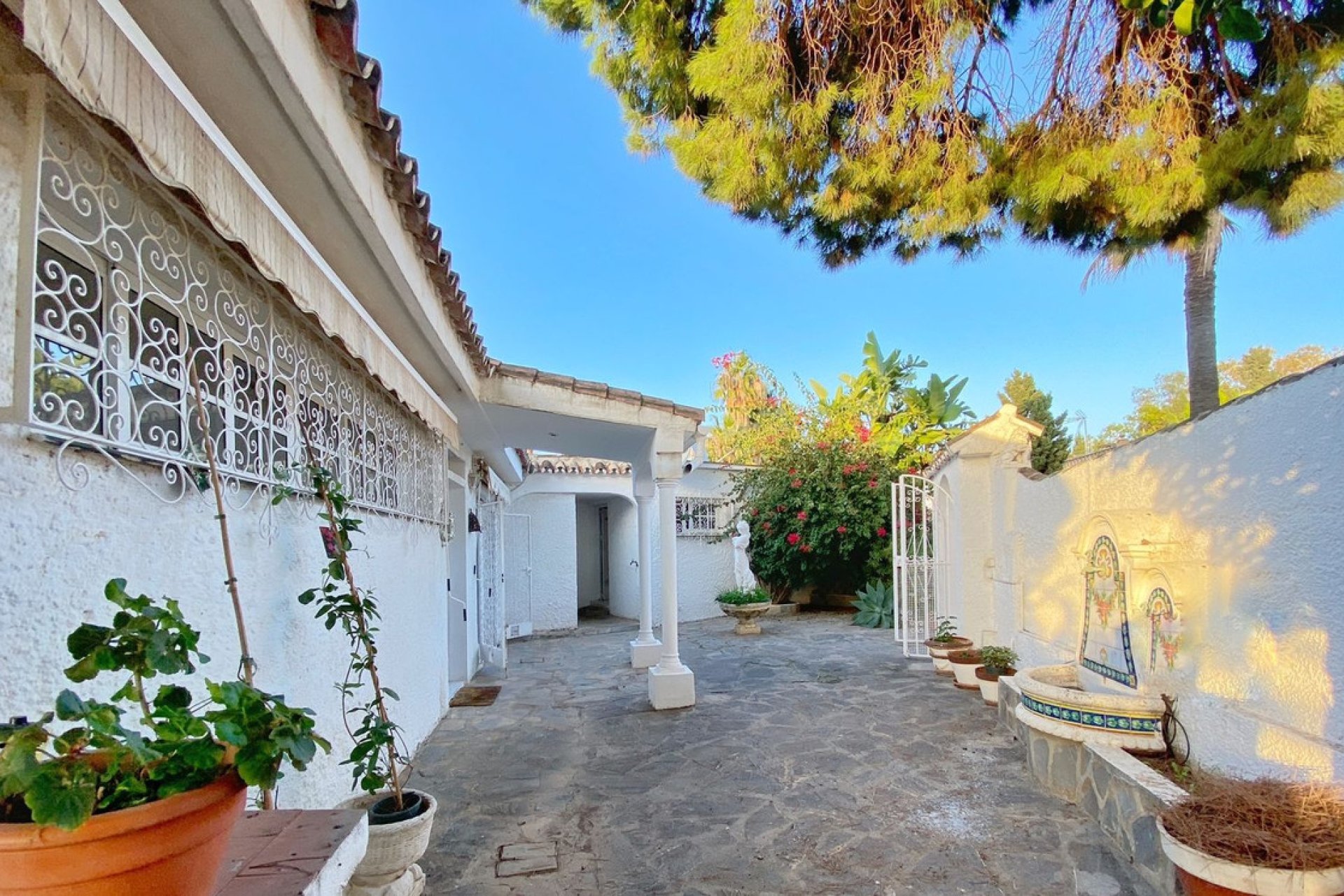 Resale - House - Detached Villa - Marbella - Marbella Centro