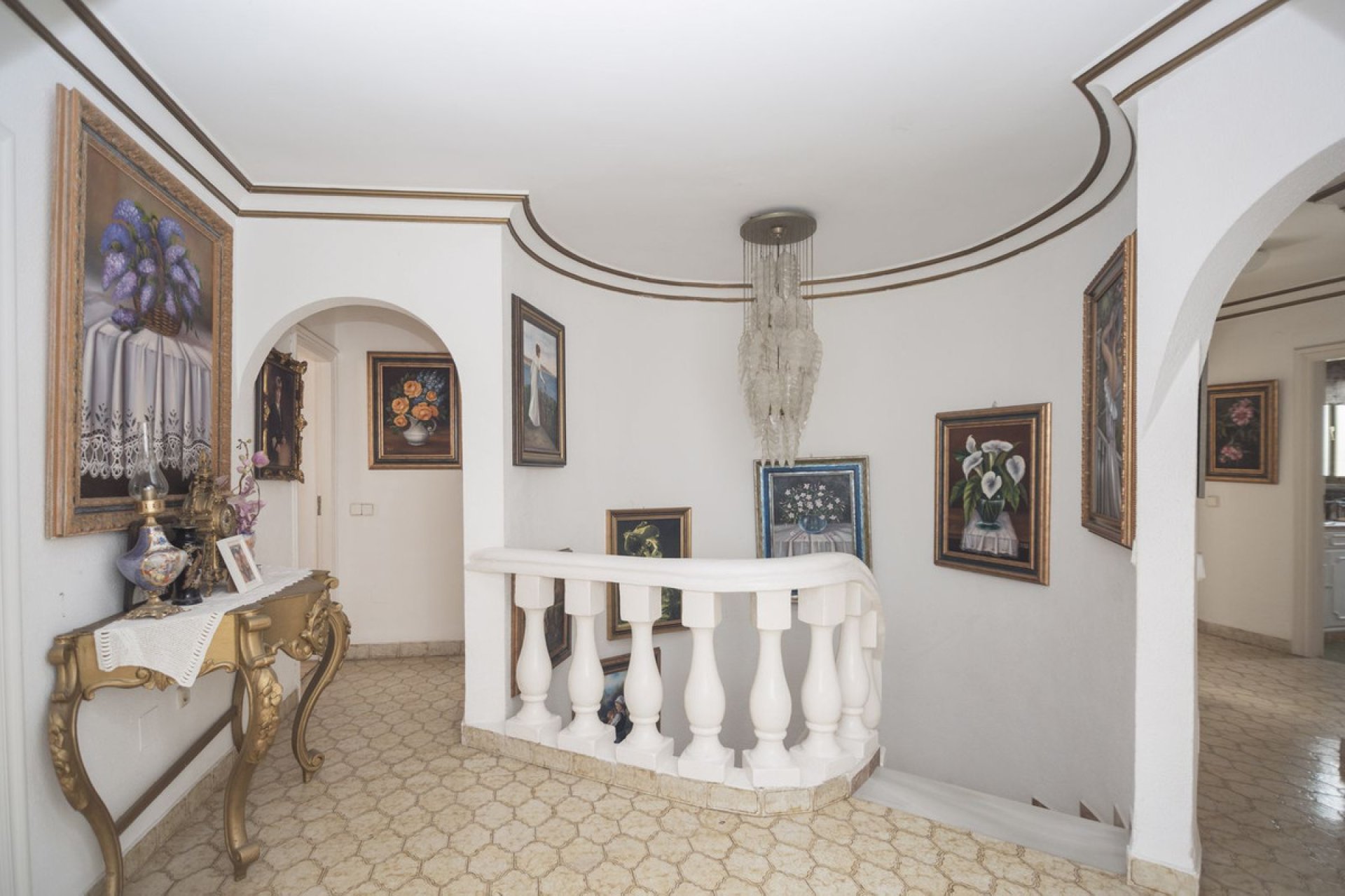 Resale - House - Detached Villa - Marbella - Marbella Centro