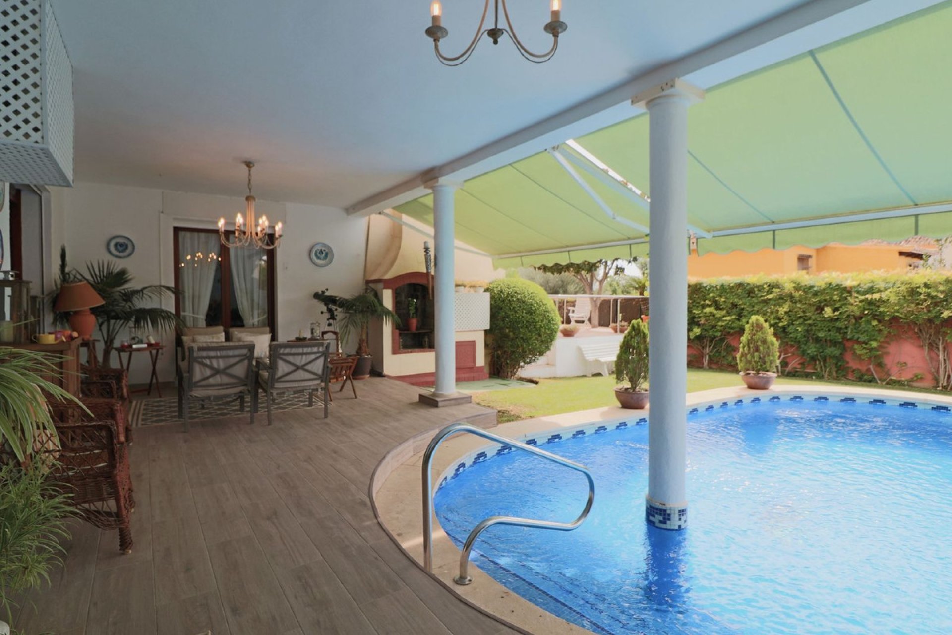 Resale - House - Detached Villa - Marbella - Marbella Centro