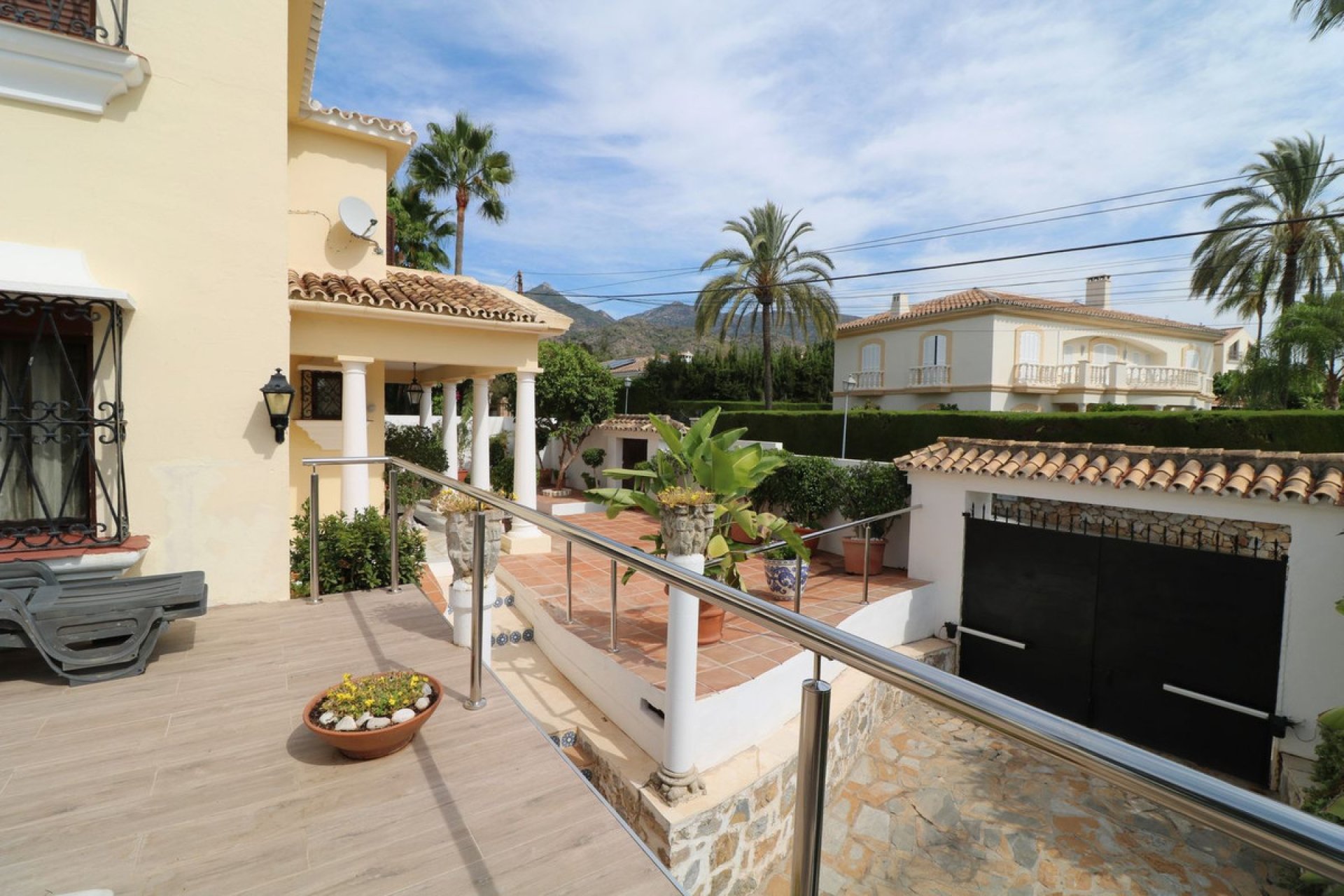 Resale - House - Detached Villa - Marbella - Marbella Centro