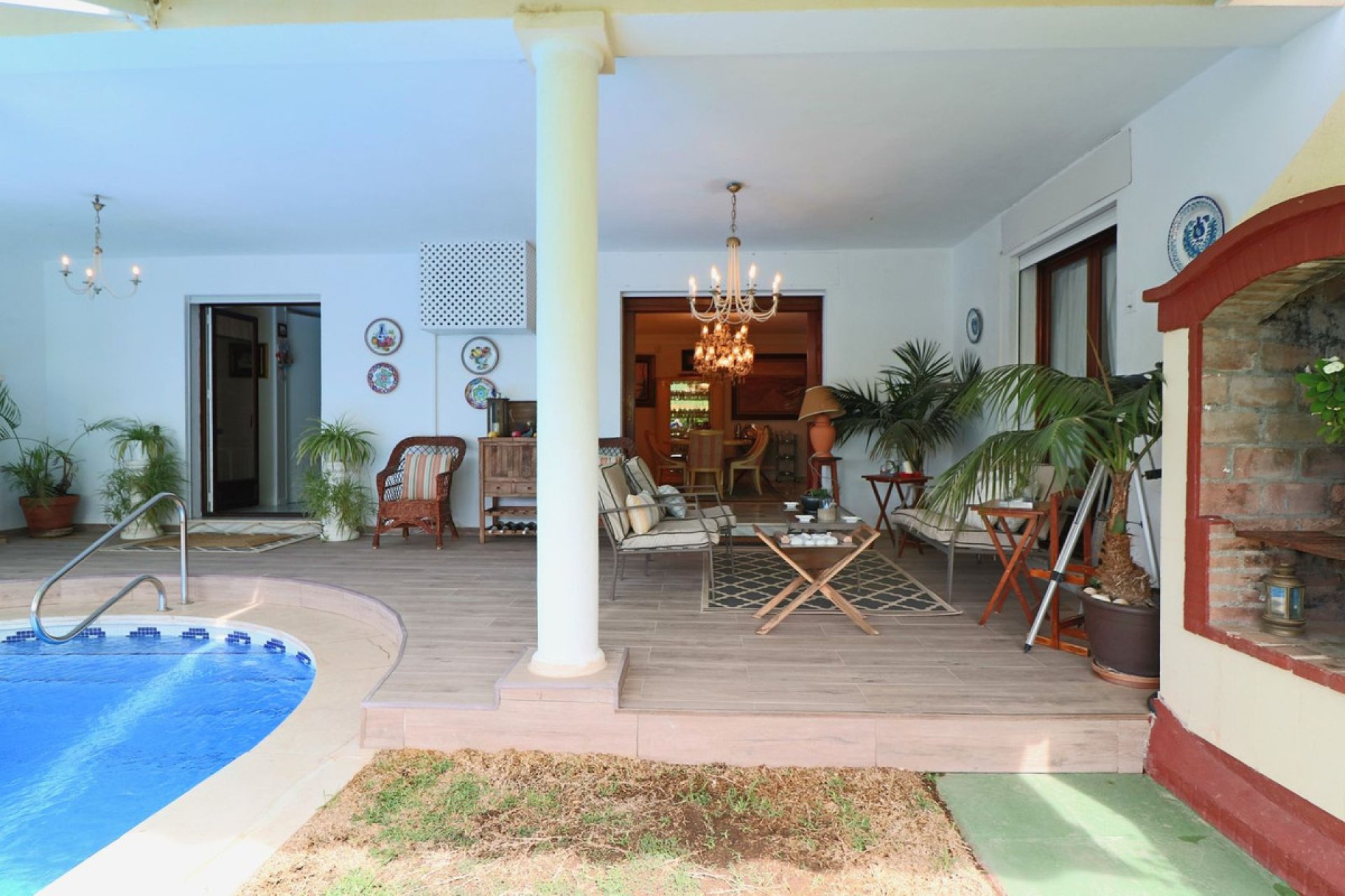 Resale - House - Detached Villa - Marbella - Marbella Centro