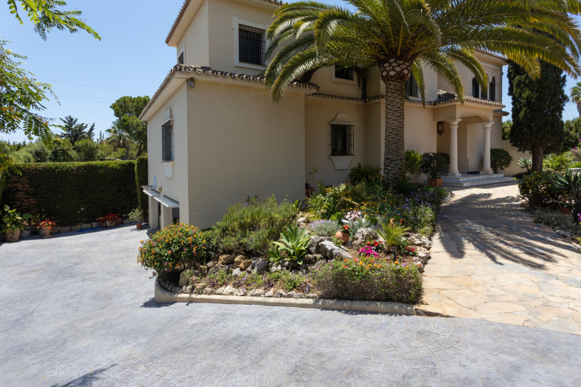 Resale - House - Detached Villa - Marbella - Marbella Centro