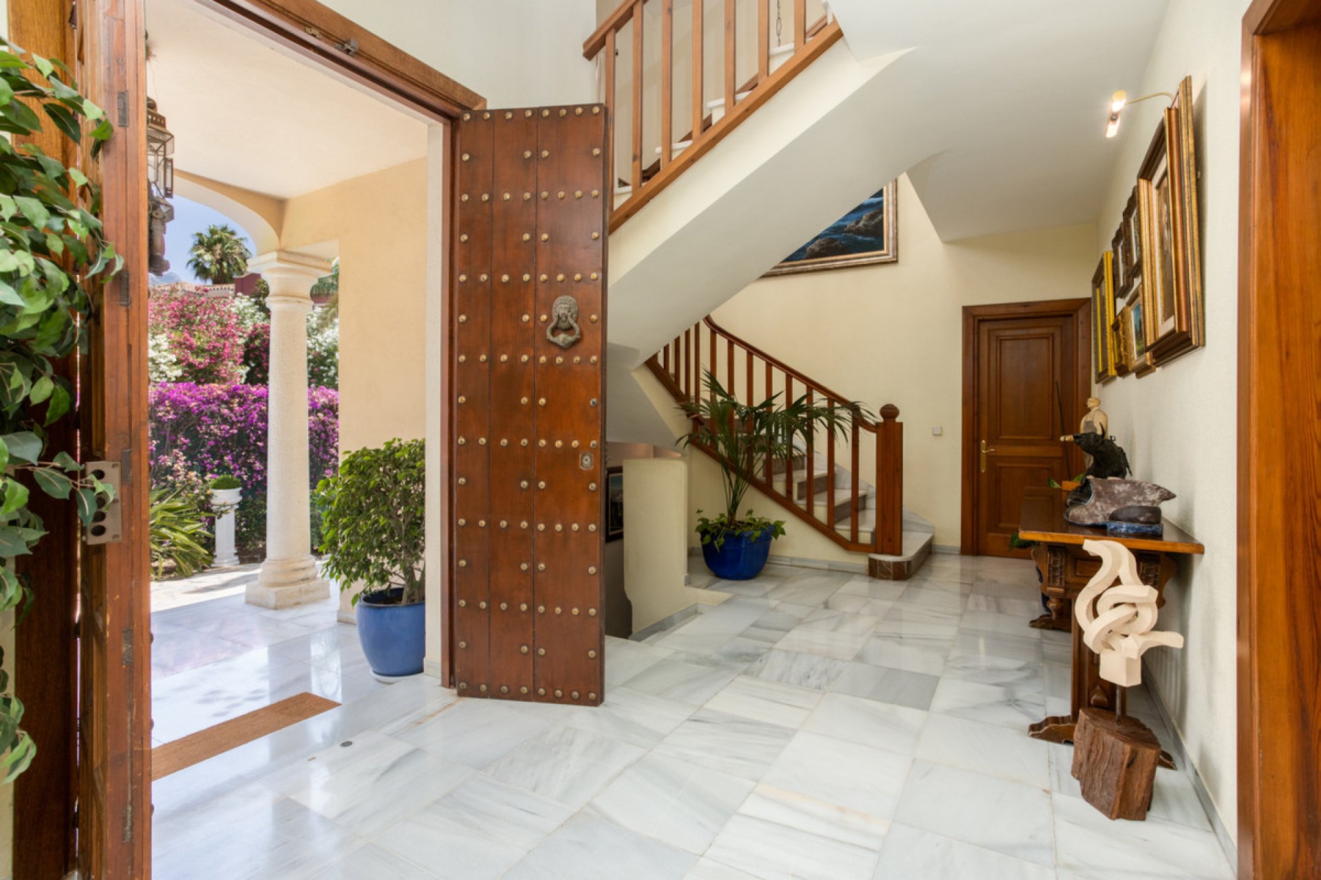 Resale - House - Detached Villa - Marbella - Marbella Centro