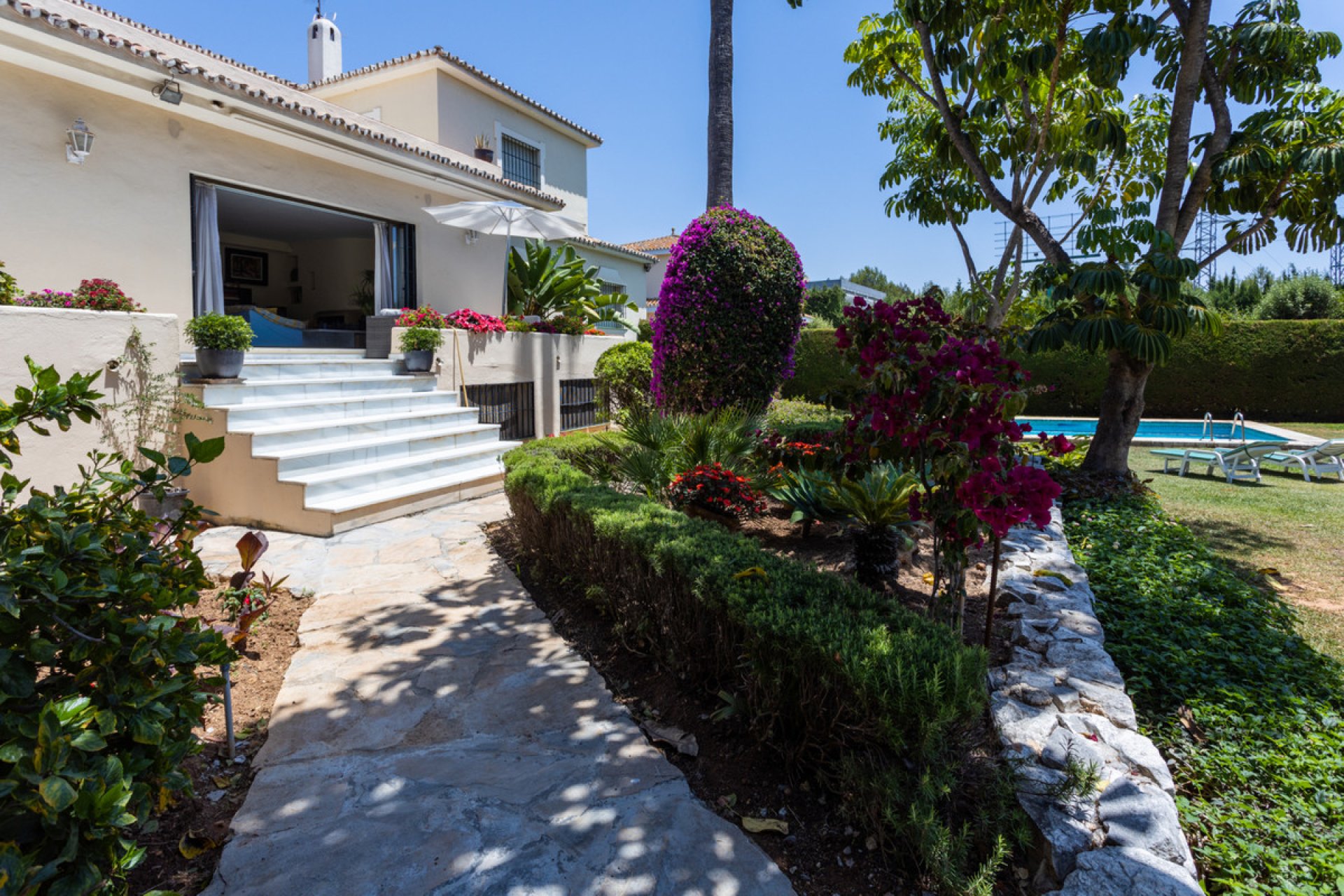 Resale - House - Detached Villa - Marbella - Marbella Centro