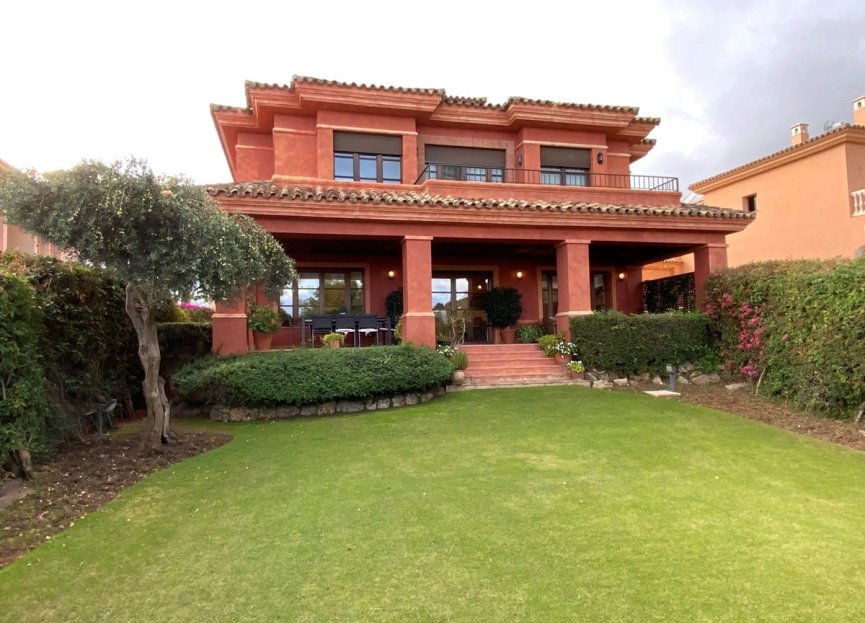 Resale - House - Detached Villa - Marbella - Marbella Centro