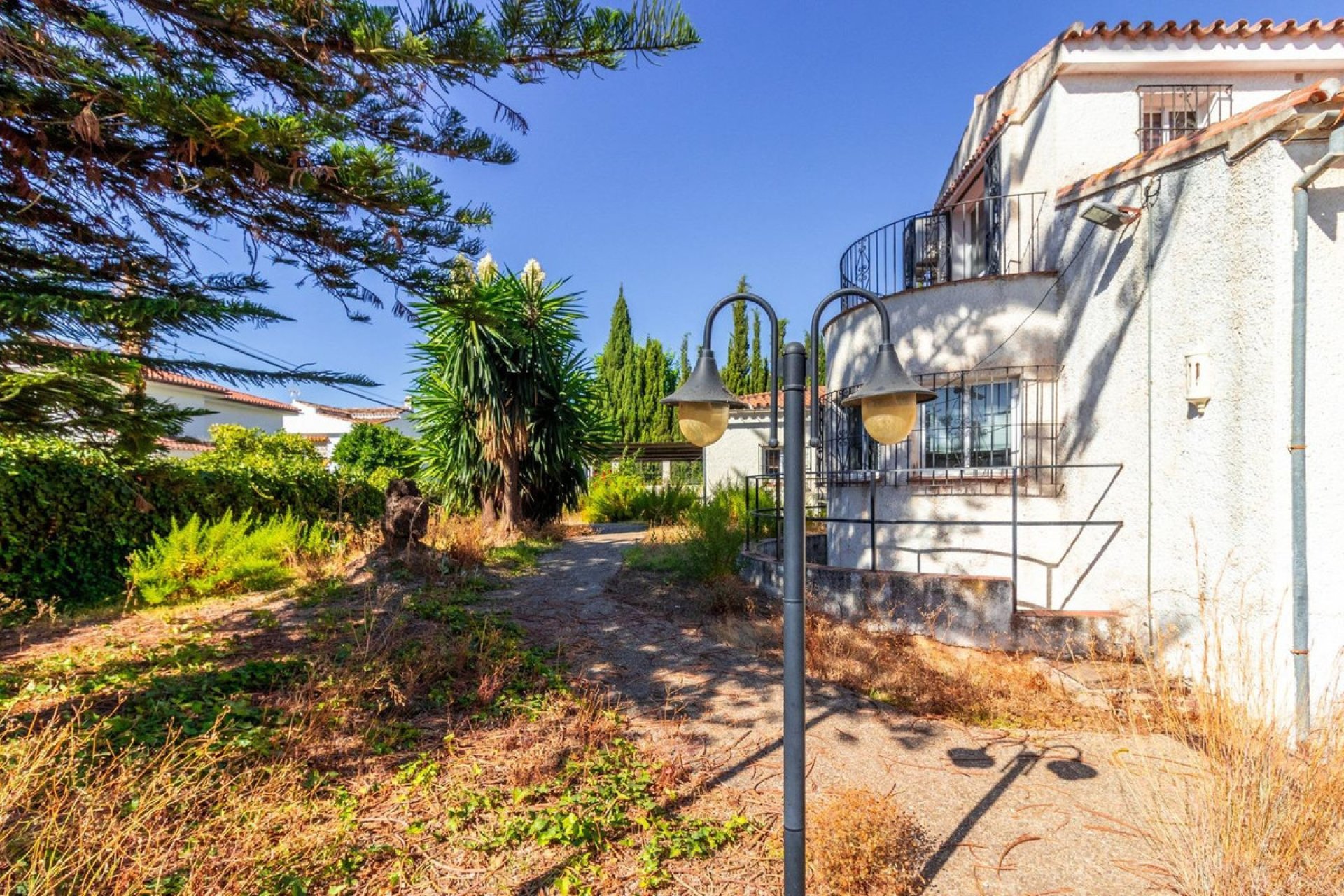 Resale - House - Detached Villa - Marbella - Marbella Centro