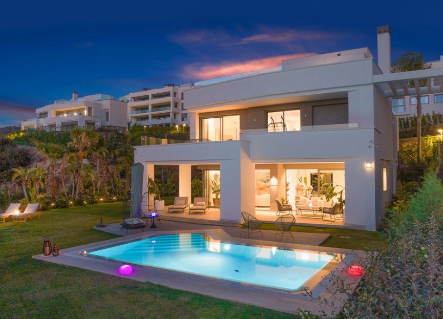 Resale - House - Detached Villa - Marbella - Marbella Centro