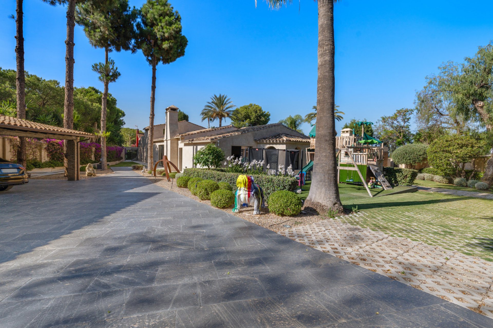 Resale - House - Detached Villa - Marbella - Marbella Centro