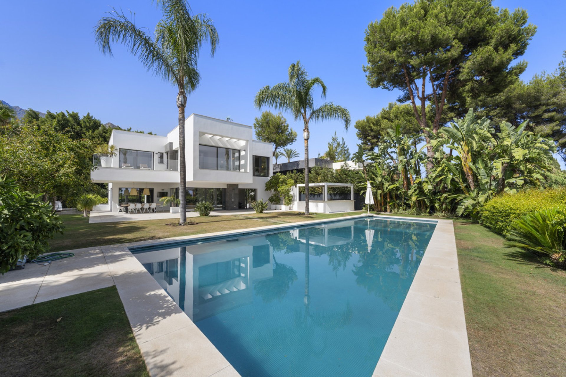 Resale - House - Detached Villa - Marbella - Marbella Centro